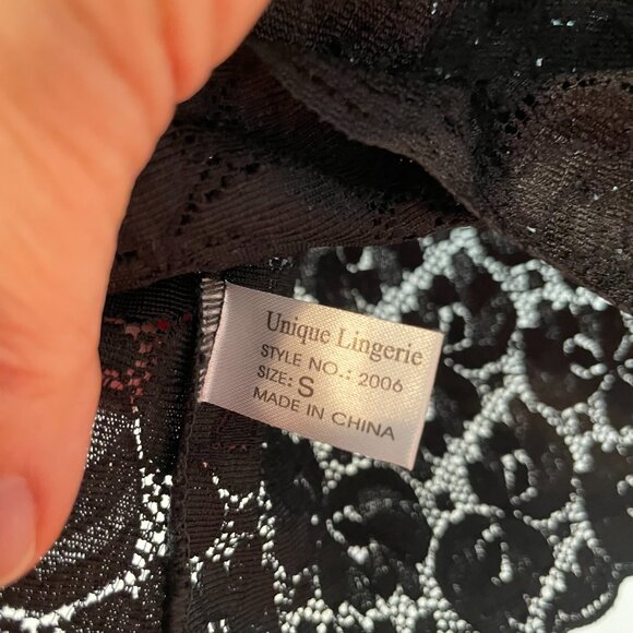 Unique Lingerie Lace's Camisole Black.  Size: S - Picture 4 of 5